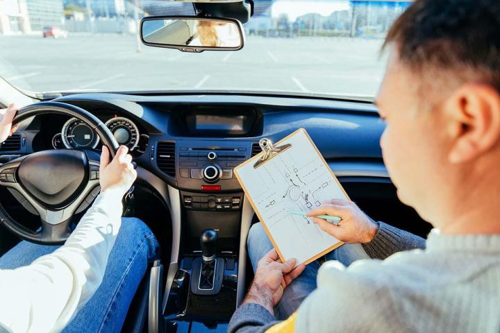 Avoir le permis B Paris